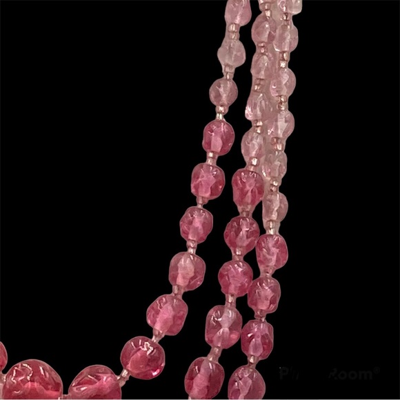 SOLDMagnificent Vintage Ombré’ Pink Glass Bead Graduated Multi Strand Necklace - Picture 5 of 7